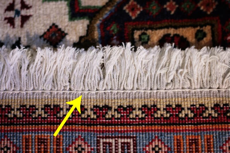 Authenticate? It looks fake and has this weird carpet like texture